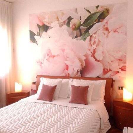 Bed and Breakfast Tosca House Varenna Zewnętrze zdjęcie